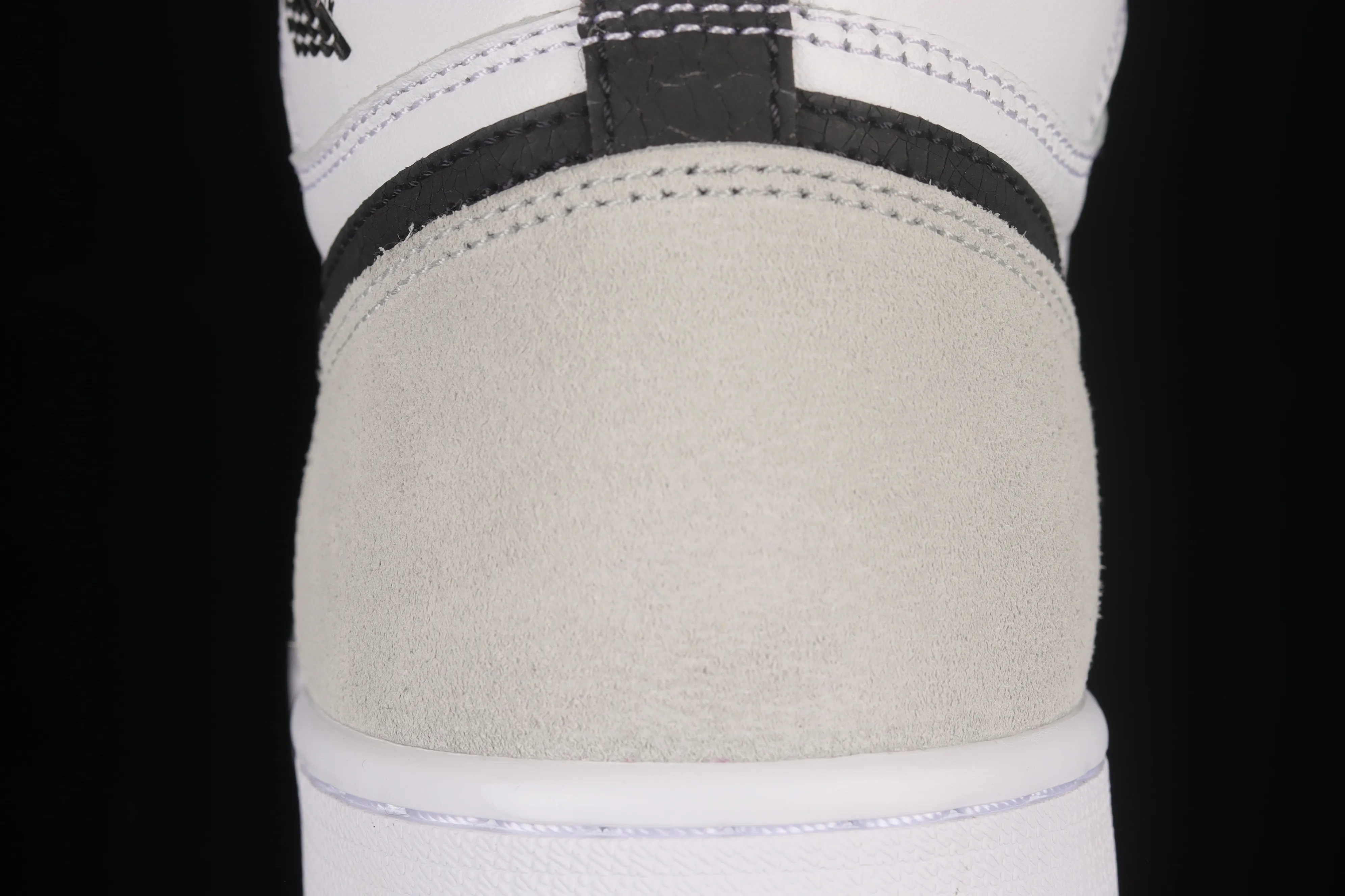 All categories Air Jordan Jordan series basketball shoes Air Jordan 1 High Air Jordan 1 High OG "Stage Haze" AJ1 Joe 1 black and gray toe 555088-108
